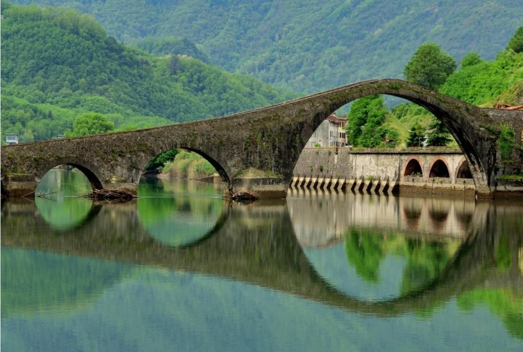 Villa Agriturismo Il Castello Borgo a Mozzano Exterior foto